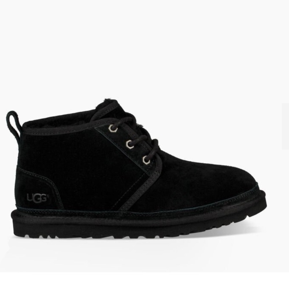SOLD UGG Neumel boots